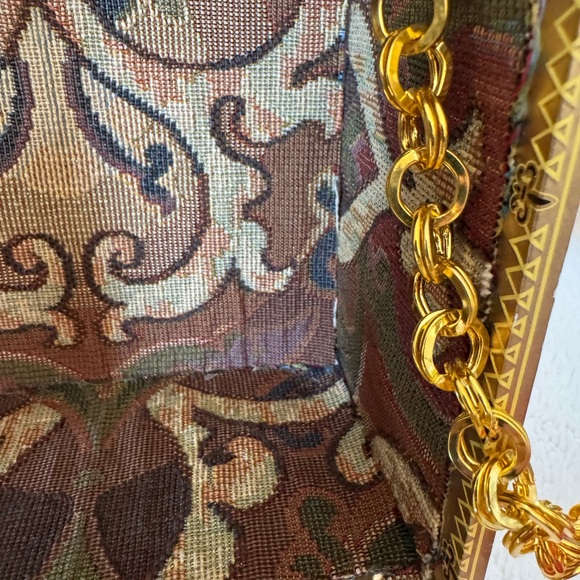 Monte Cristo Classic Collection Box Purse - Picture 8 of 14